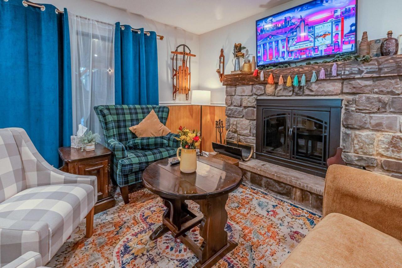 Poconos Ski Retreat With Sauna, Hot Tub, And Game Room Lake Harmony Exterior foto