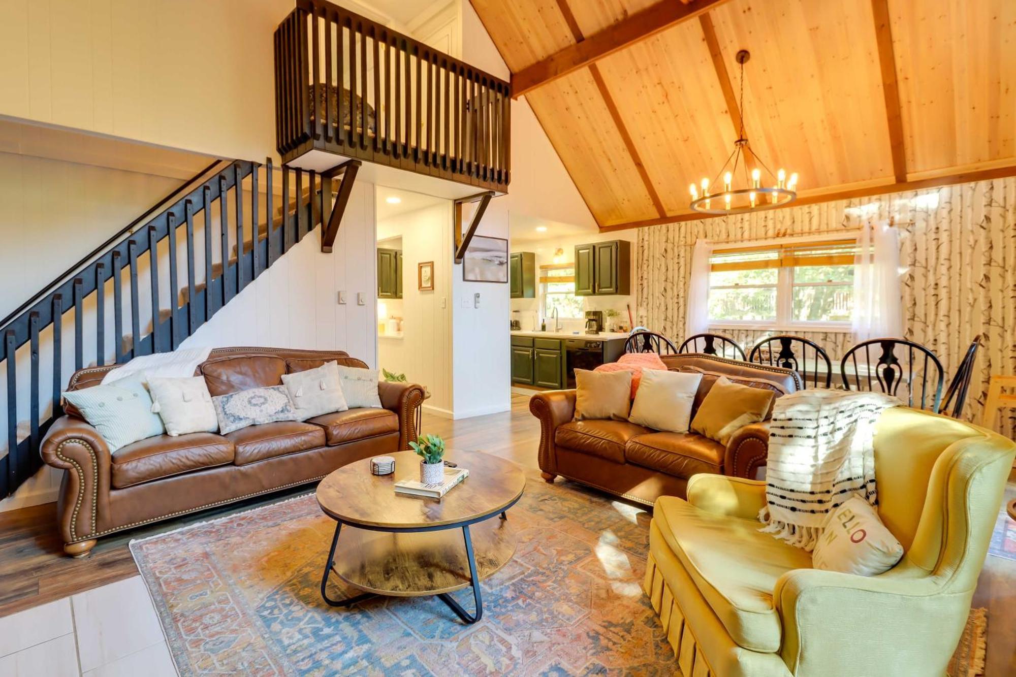 Poconos Ski Retreat With Sauna, Hot Tub, And Game Room Lake Harmony Exterior foto